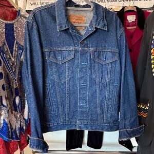 Levi’s 100% cotton jean jacket size 40
